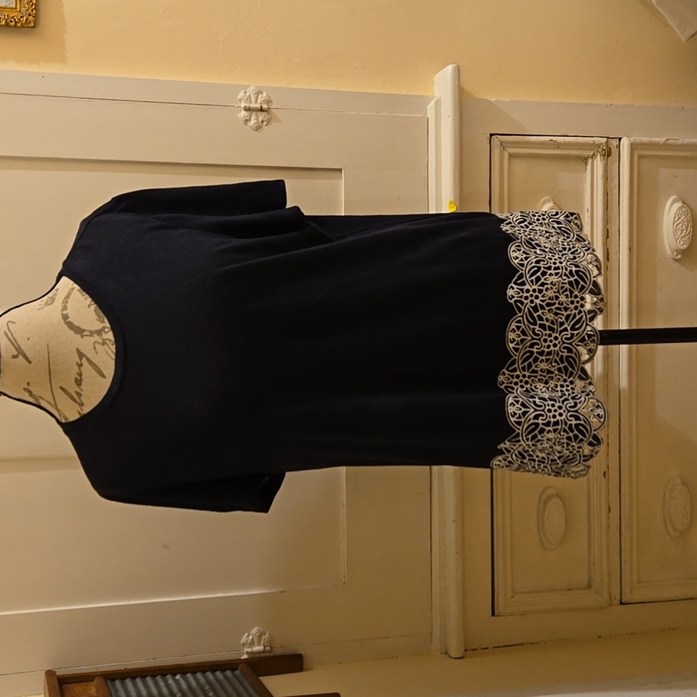Tory Burch navy and white linen top Sz L